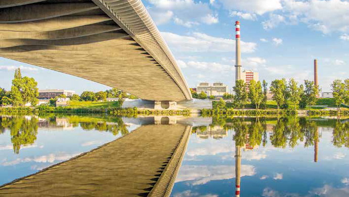 EP Infrastructure prodává Pražskou teplárenskou skupině Veolia
