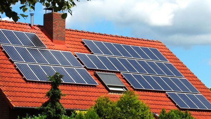 Pozvánka na webinář: FVE pro bytové domy - jistota v nejistých dobách energií